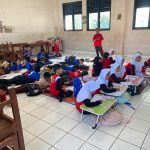 Belajar Beralaskan Karpet, Tiga Kelas SD Negeri di Pusat Kota Cianjur Kekurangan Meja dan Kursi